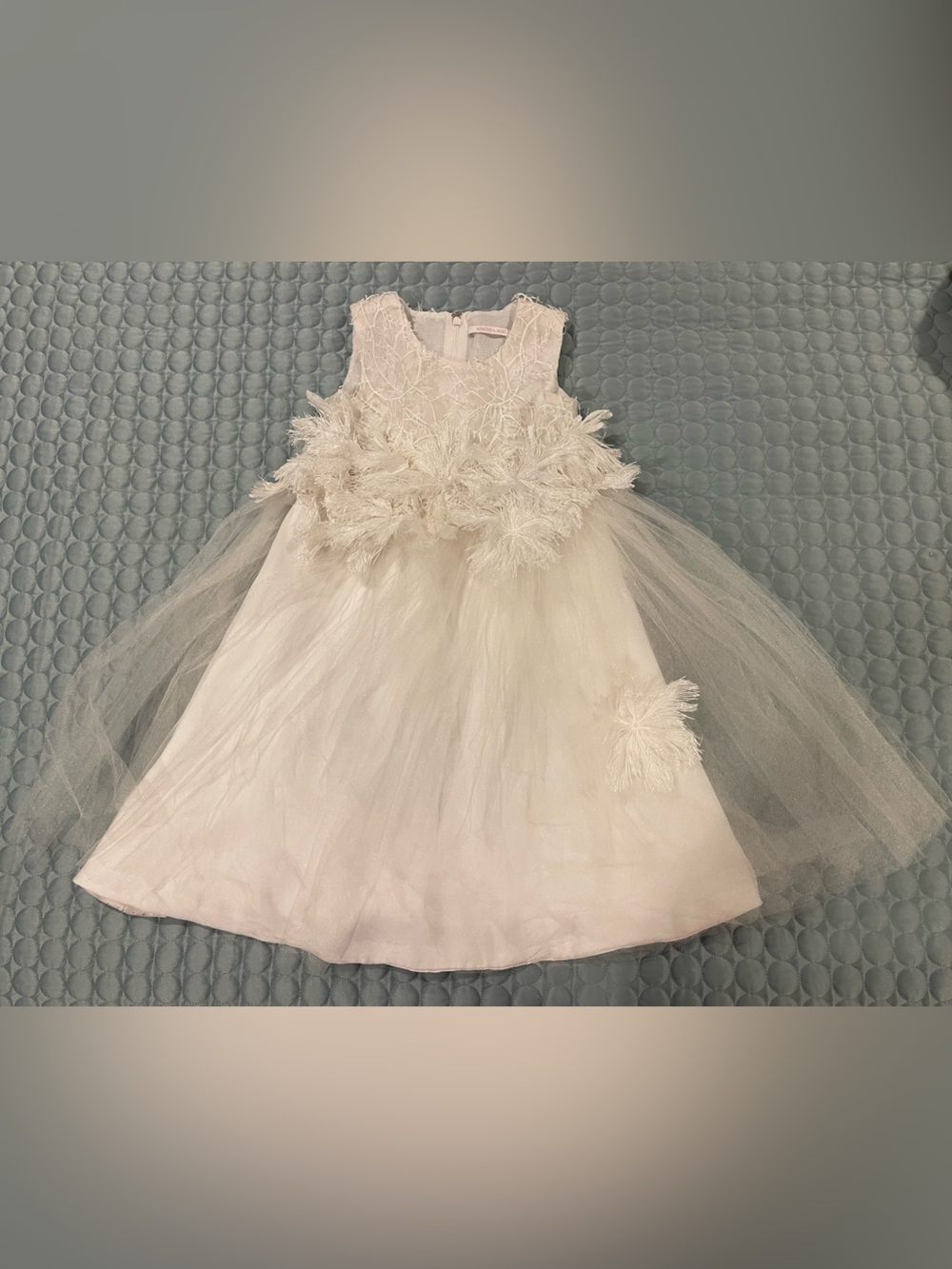 Mischka Aoki Haute Couture White Sleeveless Gown Sz 4 Hand Sewn Snowflake Floral